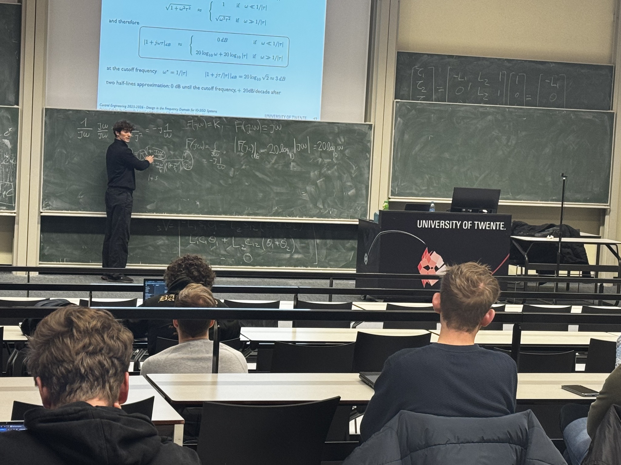 Mirko Mizzoni durante una lezione di Control Engineering alla University of Twente